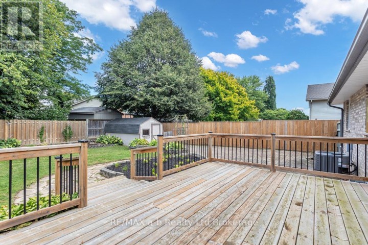 Photo 24 at 53 Woodland Crescent, Tillsonburg Photo 24 at 53 Woodland Crescent, Tillsonburg