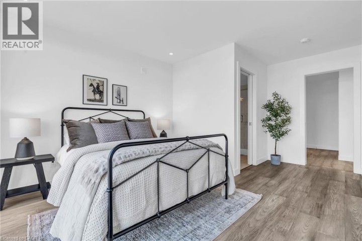 Photo 28 at 15 GLEBE Street PH2001, Cambridge