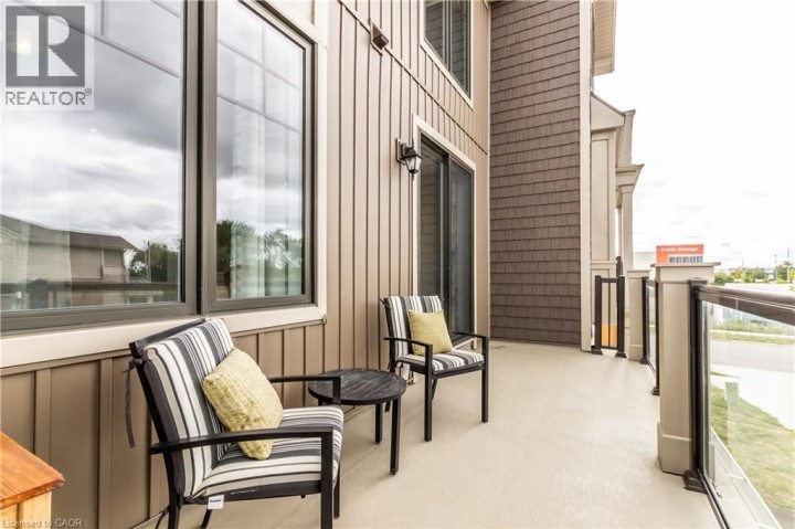 Photo 15 at 10 BIRMINGHAM Drive 95, Cambridge