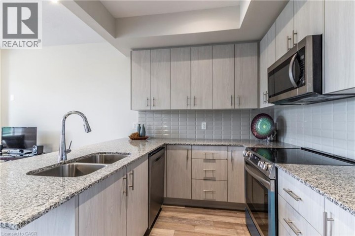 Photo 12 at 10 BIRMINGHAM Drive 95, Cambridge