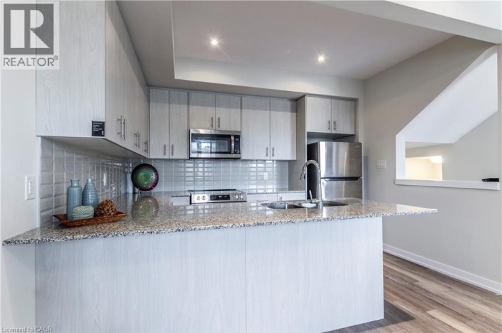 Photo 11 at 10 BIRMINGHAM Drive 95, Cambridge