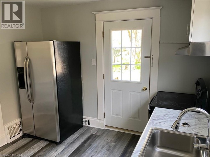 Photo 5 at 246 S Madison Avenue S, Downtown / Rockway / S. Ward, Kitchener