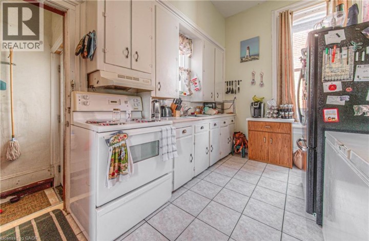 Photo 28 at 156 Grand Avenue S, Cambridge