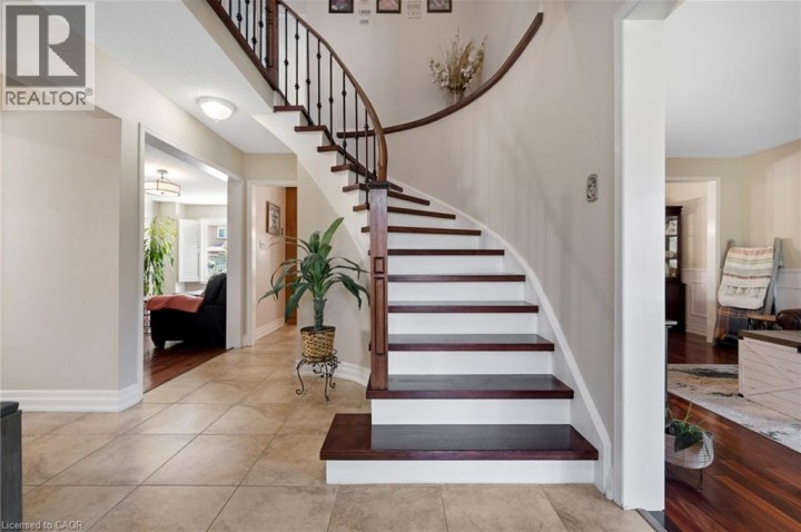 Photo 4 at 477 Burnett Avenue, Cambridge