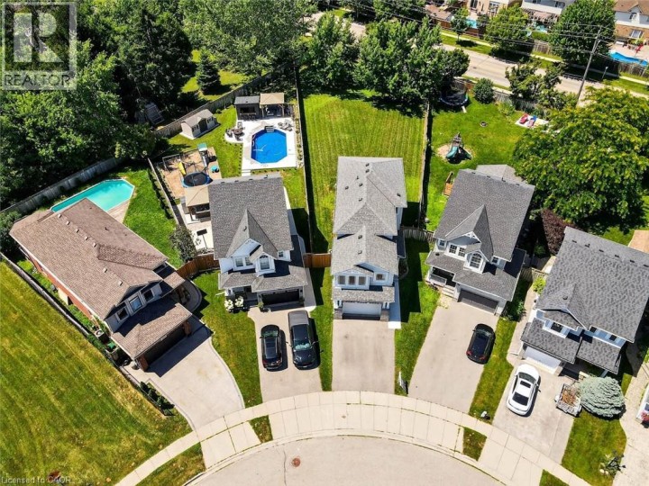 Photo 1 at 28 Calvin Court, Cambridge