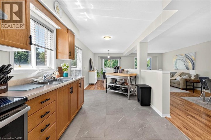 Photo 15 at 28 Calvin Court, Cambridge