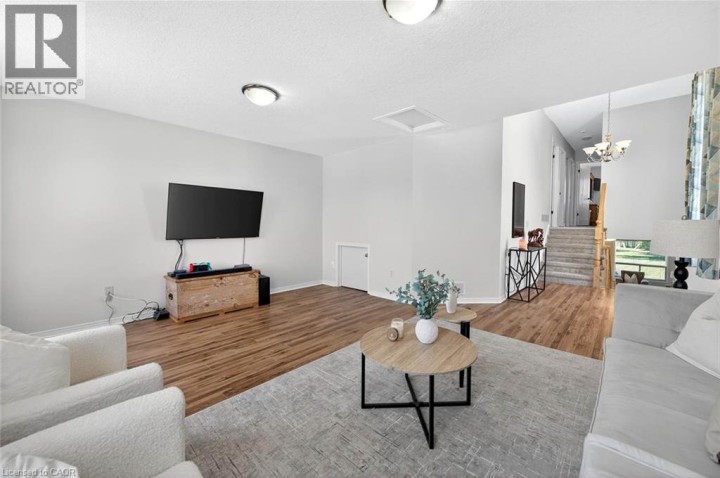 Photo 20 at 28 Calvin Court, Cambridge