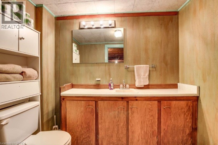 Photo 19 at 97 Seventh Avenue, Brantford