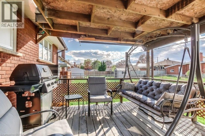 Photo 22 at 97 Seventh Avenue, Brantford