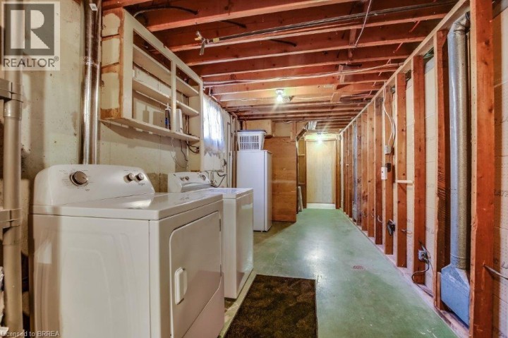 Photo 26 at 97 Seventh Avenue, Brantford