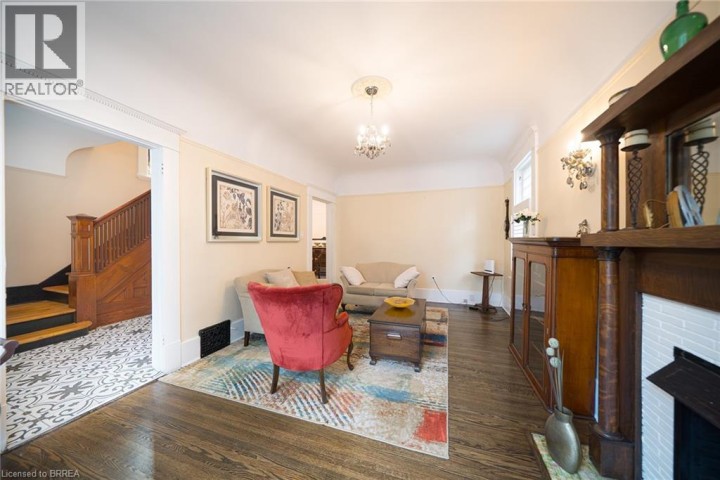 Photo 11 at 8 William Street, Brantford