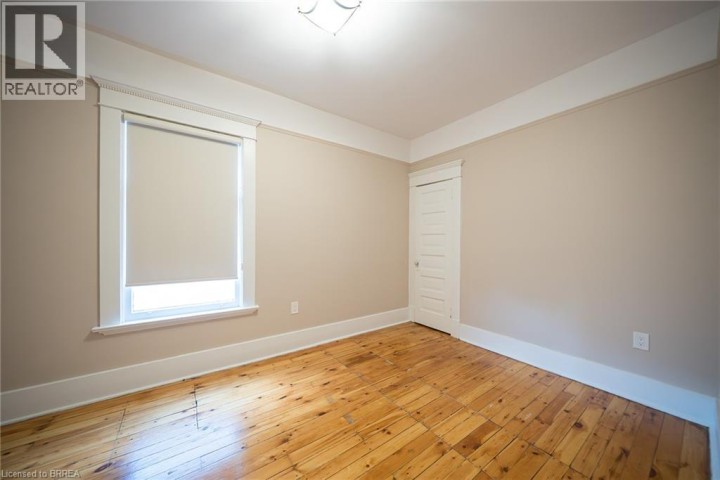 Photo 29 at 8 William Street, Brantford