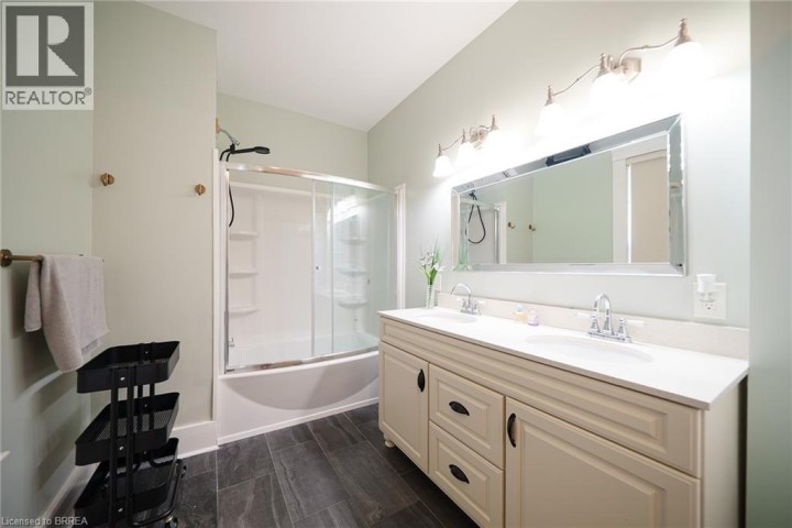 Photo 31 at 8 William Street, Brantford