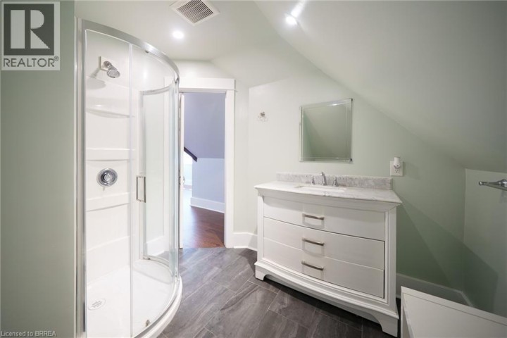 Photo 38 at 8 William Street, Brantford