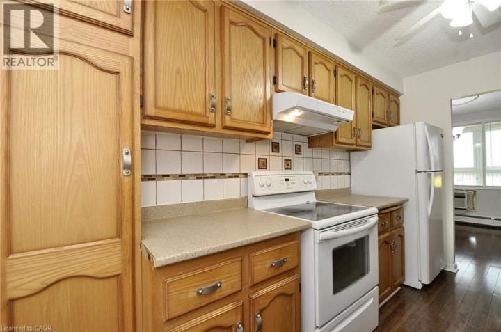 Photo 4 at 400 CHAMPLAIN Boulevard 404, Cambridge