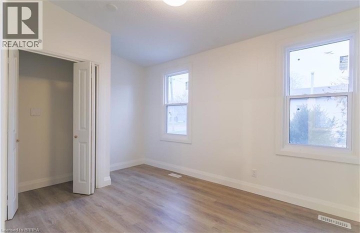 Photo 9 at 19 - A Creeden Street, Innerkip, Woodstock Photo 9 at 19 - A Creeden Street, Innerkip, Woodstock