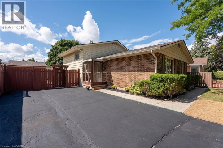 Photo 4 at 80 Rouse Avenue, Cambridge