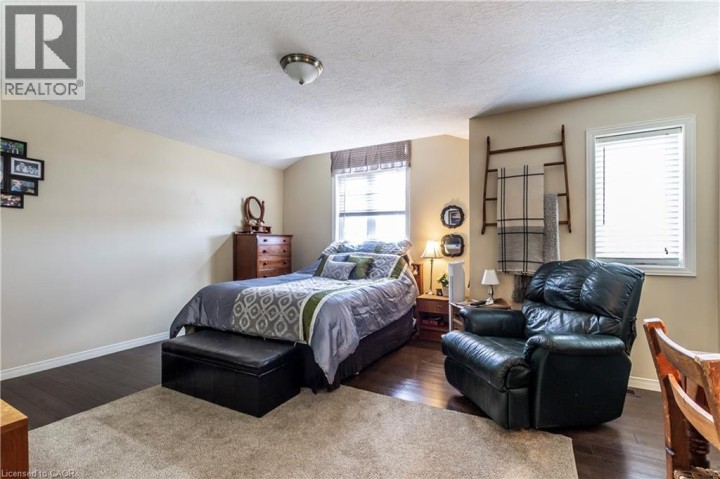 Photo 12 at 13 Ferncliffe Street, Cambridge