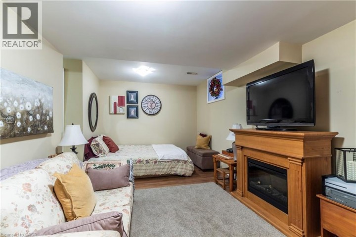 Photo 16 at 13 Ferncliffe Street, Cambridge