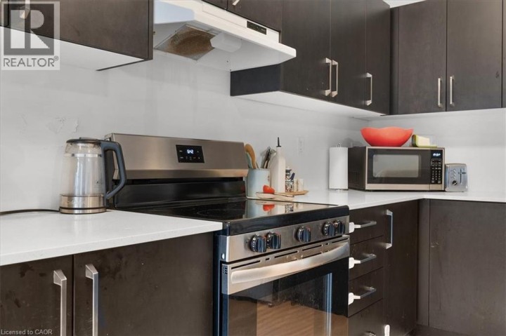 Photo 14 at 155 EQUESTRIAN Way 61, Cambridge