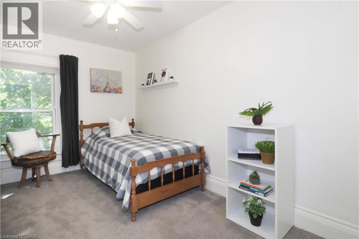 Photo 28 at 442 Lowther Street S, Cambridge