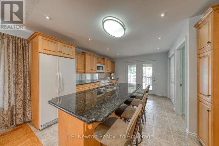 Photo 15 at 356 Broadway Street, Tillsonburg Photo 15 at 356 Broadway Street, Tillsonburg