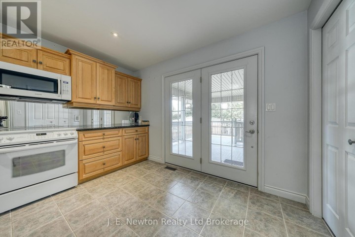 Photo 18 at 356 Broadway Street, Tillsonburg Photo 18 at 356 Broadway Street, Tillsonburg