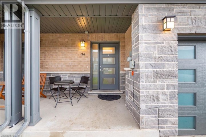 Photo 2 at 34 Nieson Street, Cambridge