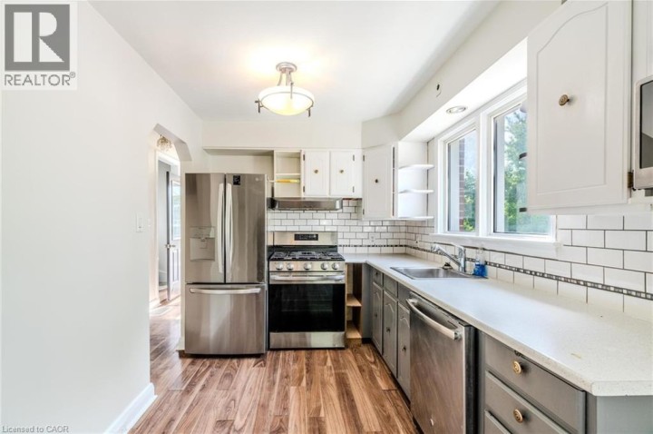 Photo 6 at 94 Beech Avenue, Cambridge