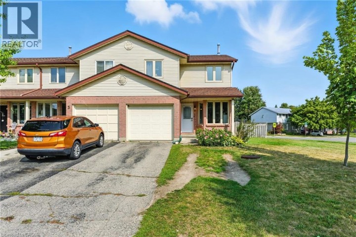 Photo 2 at 1 Conestoga Road, Woodstock