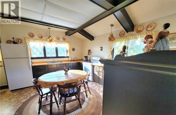 Photo 13 at 111 Riverbank Drive N, Cambridge