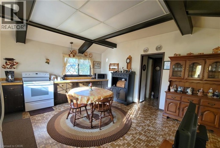 Photo 14 at 111 Riverbank Drive N, Cambridge