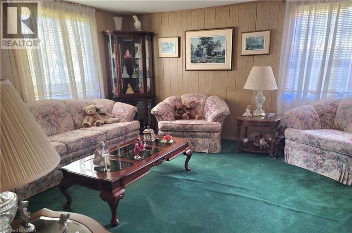 Photo 16 at 111 Riverbank Drive N, Cambridge