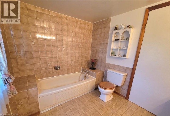 Photo 35 at 111 Riverbank Drive N, Cambridge