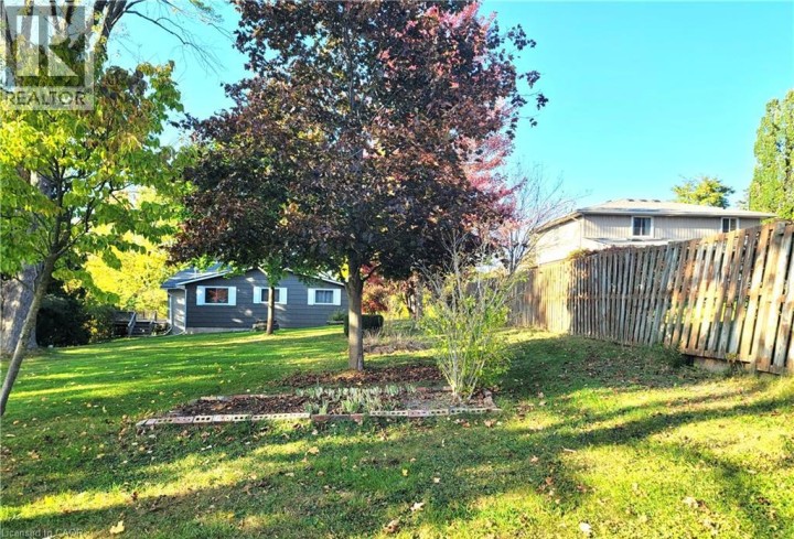 Photo 8 at 111 Riverbank Drive N, Cambridge