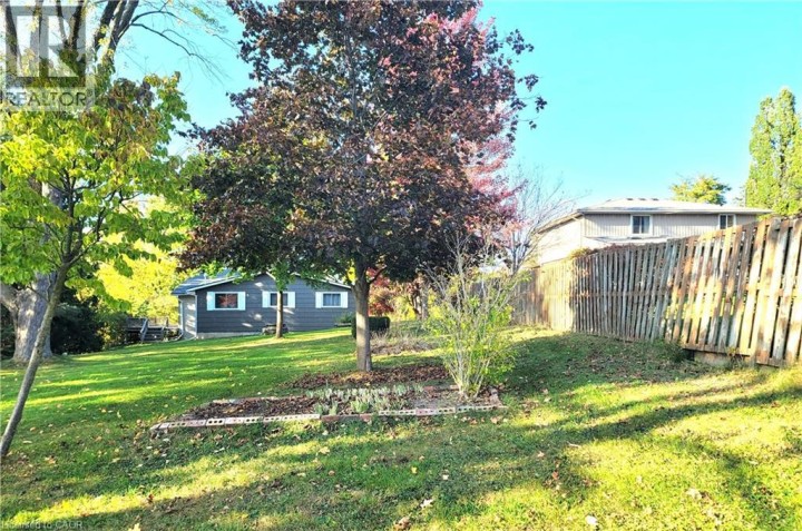 Photo 9 at 111 Riverbank Drive N, Cambridge