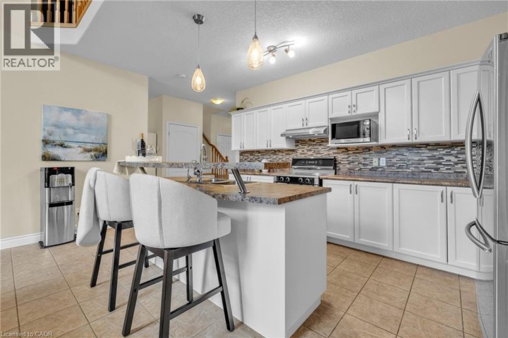 Photo 11 at 10 Westview Court, Woodstock