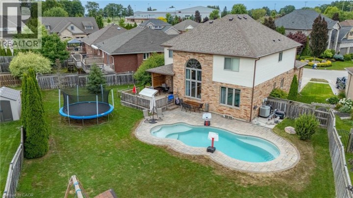 Photo 3 at 10 Westview Court, Woodstock