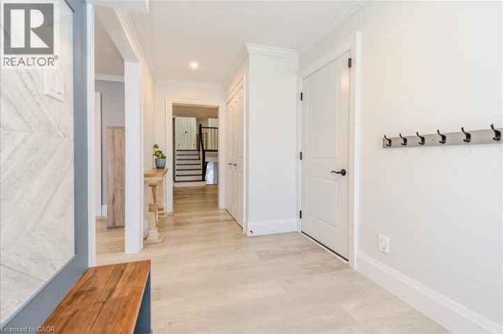 Photo 8 at 26 Lorraine Drive, Cambridge