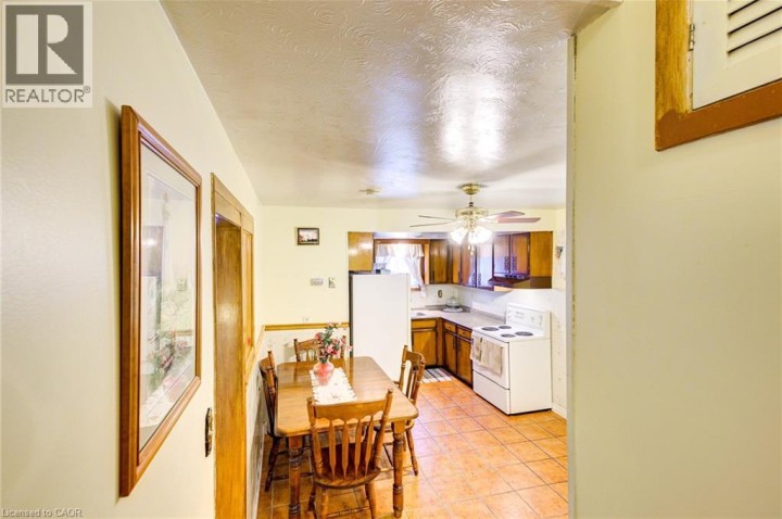 Photo 18 at 53 Moscrip Road, Cambridge