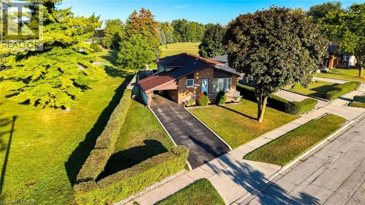 Photo 3 at 53 Moscrip Road, Cambridge