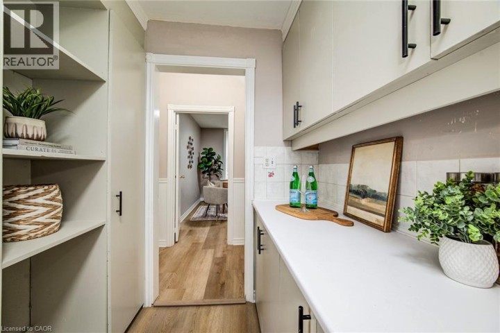 Photo 10 at 1331 King Street E, Cambridge