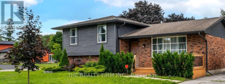 Photo 1 at 48 Devonshire Avenue, Tillsonburg Photo 1 at 48 Devonshire Avenue, Tillsonburg