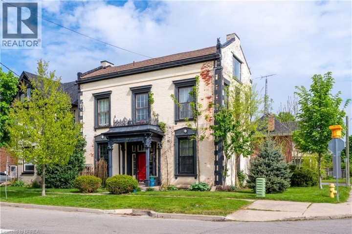 Photo 2 at 220 Nelson Street, Brantford