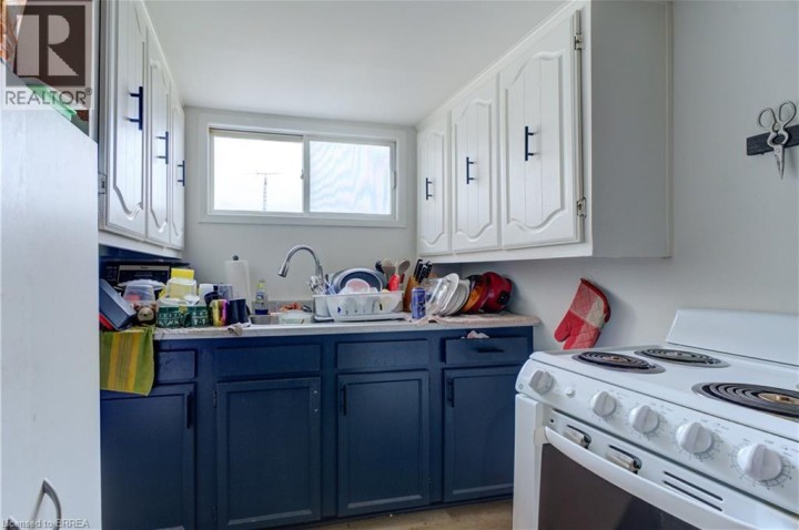 Photo 22 at 220 Nelson Street, Brantford