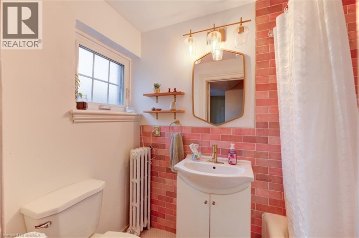 Photo 11 at 220 Nelson Street, Brantford