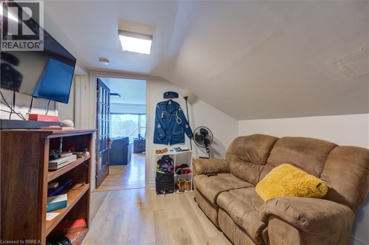 Photo 21 at 220 Nelson Street, Brantford