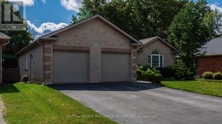 Photo 3 at 47 Trillium Drive, Tillsonburg Photo 3 at 47 Trillium Drive, Tillsonburg