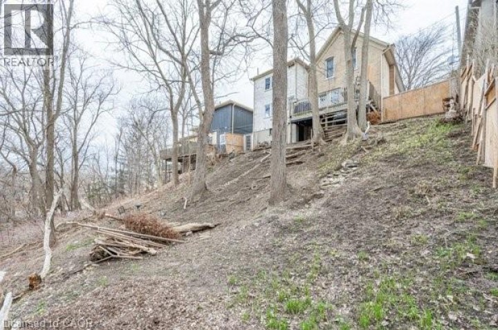 Photo 4 at 163 Fountain Street N, Cambridge