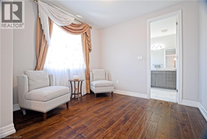 Photo 24 at 24 Pickett Place, Cambridge